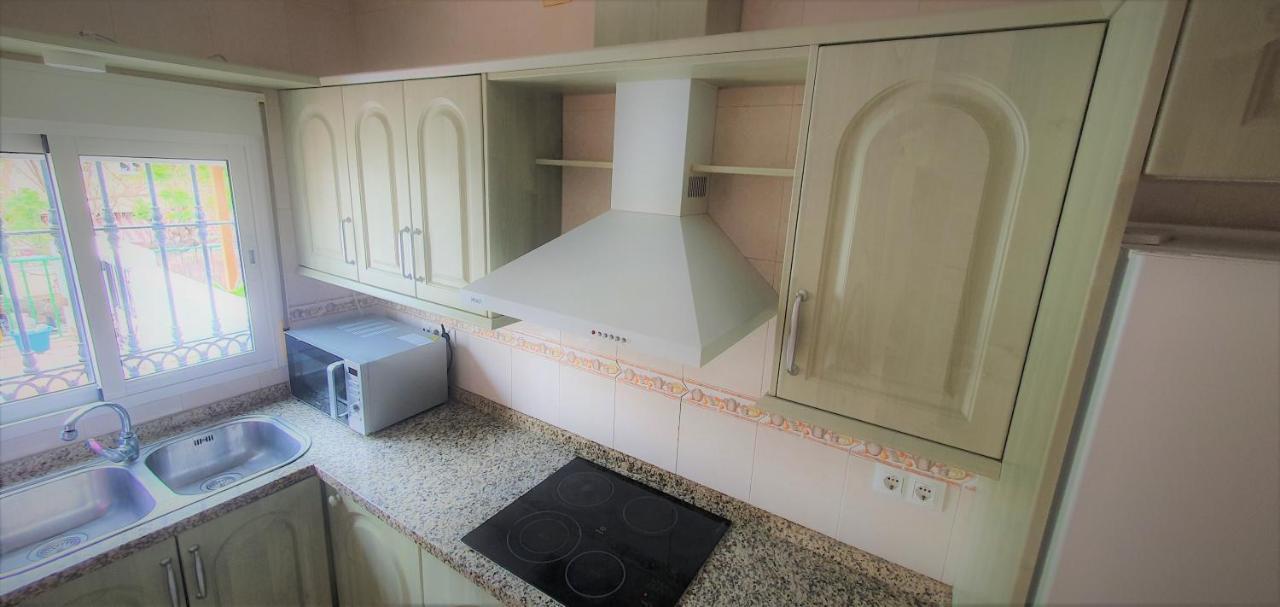 Apartamentos La Libertad Естепона Екстер'єр фото